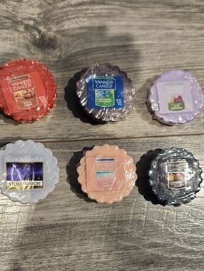 NWT Yankee Candle Set Of 6 Wax Tarts - Assorted Colors 0.8 Oz Ea.